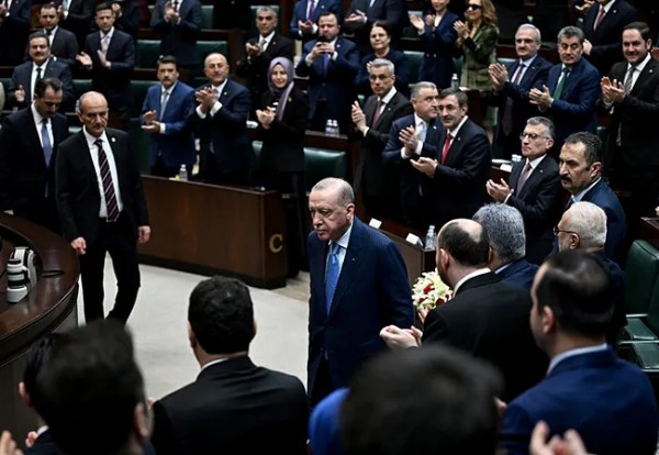 Bayrağa Uzanan El Kırılır! ‘Bunun Hesabını O Hainlerden Mutlaka Soracağız’